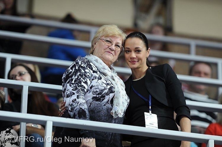 Поздравляем с днем рождения тренера чемпионок Веру Ефремовну Штельбаумс 24 апреля 2023 года 