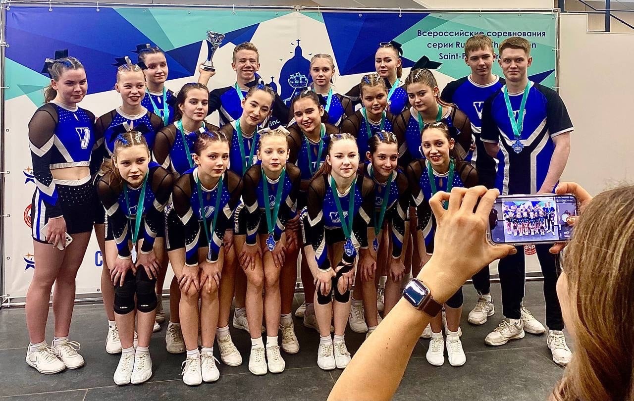 Поздравляем команду WAVE  ЧИРЛИДИНГ  СПб  с победами 20 февраля 2023 года 