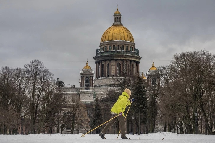 Лыжню! Где бесплатно покататься на беговых лыжах в Петербурге и окрестностях. 9 декабря 2022 года 